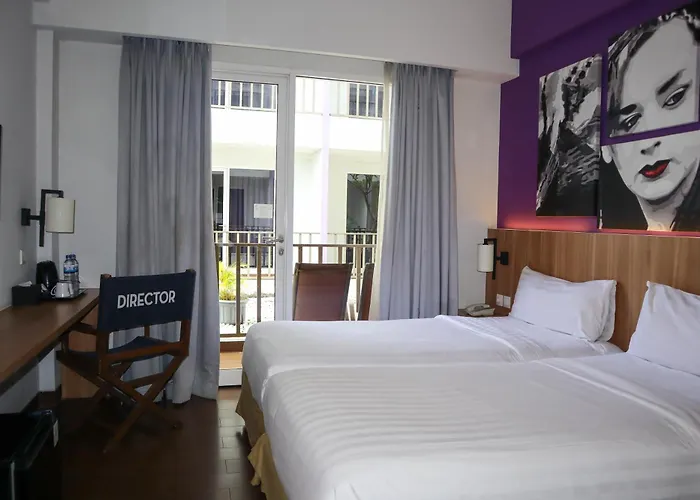 Fame Sunset Road Hotel