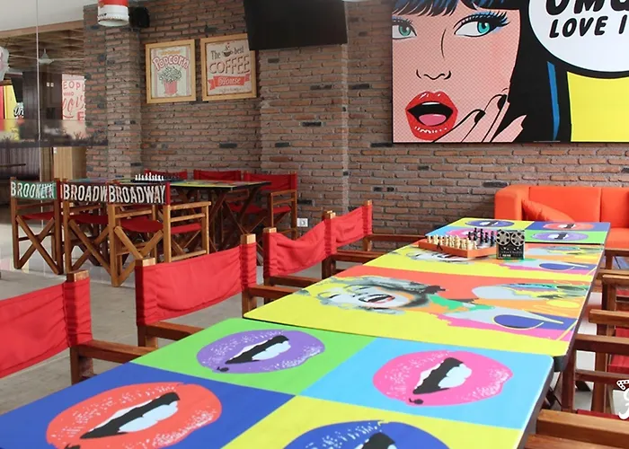 Fame Sunset Road Hotel
