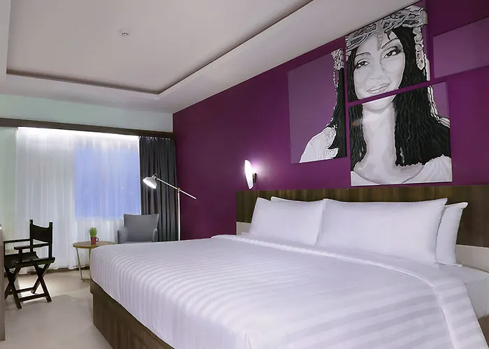 Hotel Fame Sunset Road