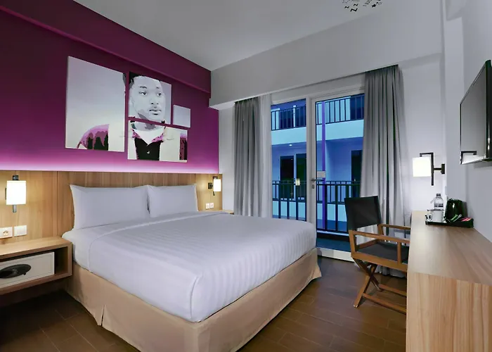 Hotel Fame Sunset Road